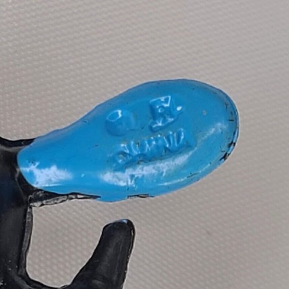 Pokemon 2000s Mini Vinyl RL Gumball Toy Miniature Size Skrelp Action Figure - Picture 6 of 7